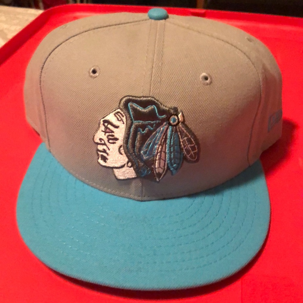 Chicago Blackhawks New Era SnapBack gray